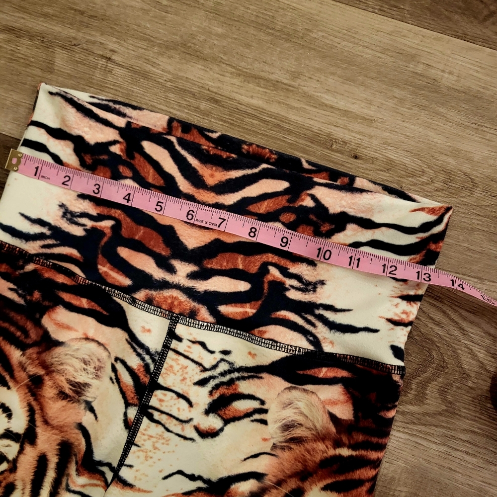 Rare waist animal print leggings - Picture 7 of 15